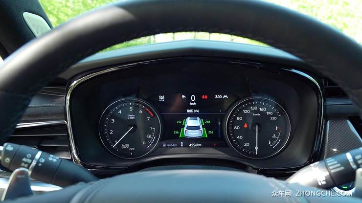 40万买豪华品牌中大型SUV 凯迪拉克XT6真香！