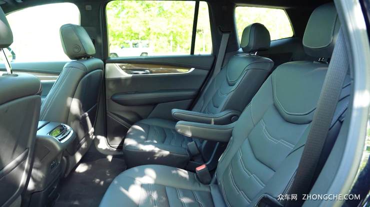 40万买豪华品牌中大型SUV 凯迪拉克XT6真香！