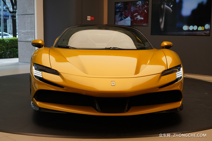 坐拥千匹马力的敞篷混动超跑 实拍法拉利SF90 Spider