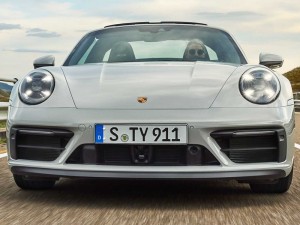 全新保时捷911 GTS官图 性能进一步提升