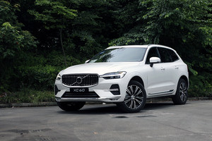 车机大换新/外观更精致 新款沃尔沃XC60 B5试驾