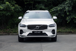 车机大换新/外观更精致 新款沃尔沃XC60 B5试驾