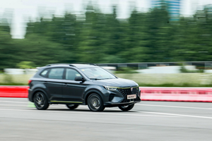 搭载上汽第二代蓝芯动力总成 新款荣威RX5 PLUS将于今日上市