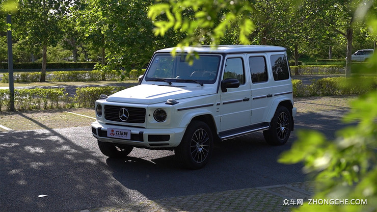 它不是很大 但你一定心甘情愿被它渣 试驾奔驰G500