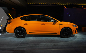 外观内饰大幅升级 推出四款车型 名爵6 PRO开启预售