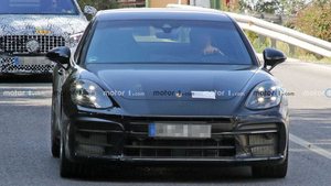 4.0升双涡轮增压发动机 保时捷Panamera Turbo GT谍照曝光