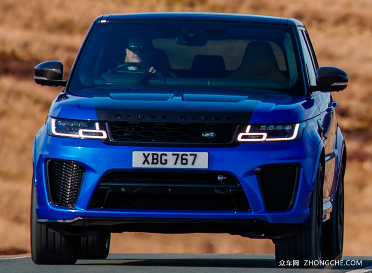 路虎揽胜运动版svr碳纤维版官图将于圆石滩车展首发