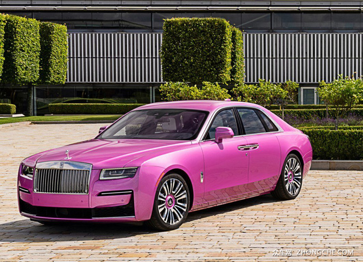 彩色车身个性化配置劳斯莱斯发布古斯特库里南特别版
