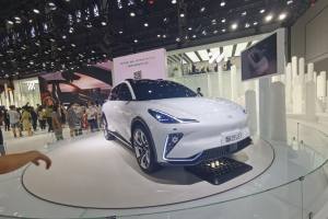 2021成都车展丨定位中大型纯电SUV 将于2022年量产 智己LS7实拍