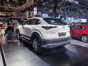 2021成都车展：转子是曾经，电动是未来，实拍马自达CX-30 EV