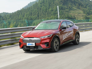 试驾福特Mustang Mach-E 特斯拉的宿敌