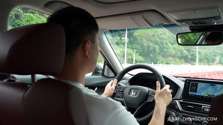 品质依旧 试驾2022款广汽本田雅阁