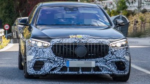 梅赛德斯-AMG S 63e最新谍照 搭4.0T V8插混系统