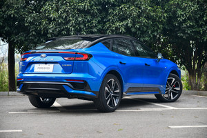 三款20万级的SUV，智能化和网联化已是基操勿6皆坐