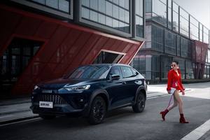 柠檬平台打造 运动化轿跑风格元素设计 哈弗H6S上市售13.89万元起