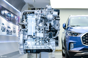 满足国6排放 体验上汽2.0T柴油发动机