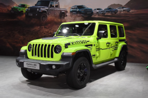 2021广州车展丨全国限量200台 Jeep牧马人高地 阿拉斯加极光绿特别版亮相
