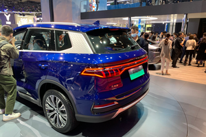 最新家族式内饰 科技配置升级 新款比亚迪宋Pro DM-i将于11月30日预售