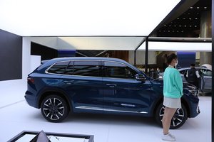 吉利城市快闪店落地西单更新场 星越L同步亮相 秀旗舰SUV硬实力