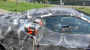 搭载3.0T V6发动机 硬顶敞篷设计 法拉利296 Spider敞篷版谍照曝光