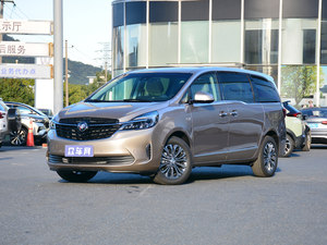 购买别克GL8前必看，车主是这样评价别克GL8的