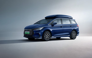 14.58万起售，油耗低至4.4L！2022款宋MAX DM-i正式上市