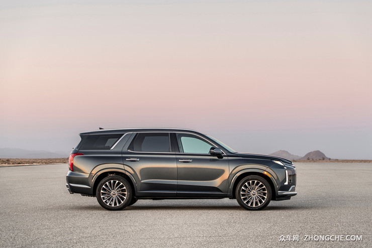 现代新款帕里斯帝现身国内 设计更加硬派 搭3.8L V6发动机