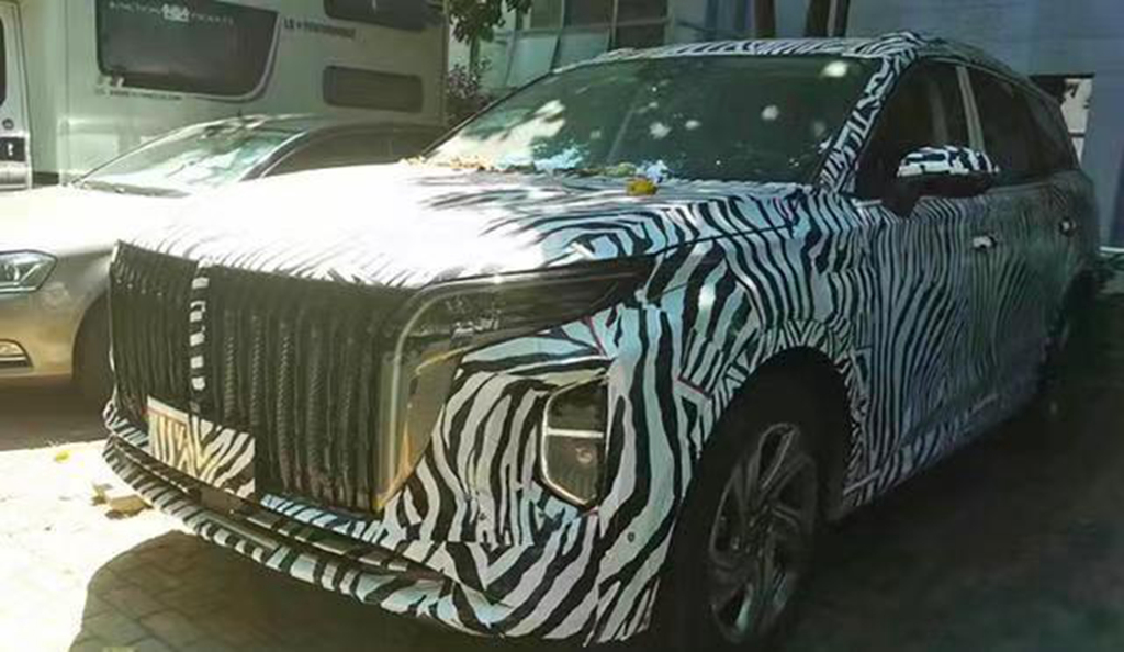 红旗全新suv谍照曝光,或定名hs6,配2.0t发动机