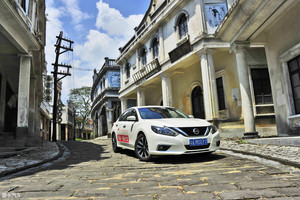 一“部”升舱 试东风日产天籁2.5智尊版