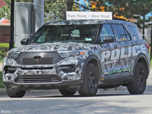 福特全新探险者谍照曝光 前脸造型新颖