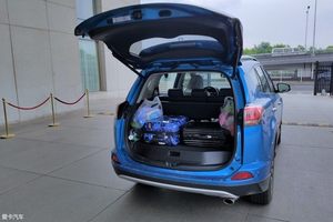车到山前必有路 RAV4荣放乌兰布统游记