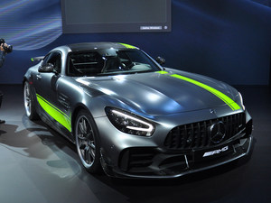 洛杉矶车展：新款奔驰AMG GT R Pro亮相