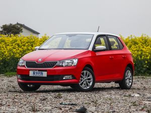 红火过新年 8款不同级别的红色车型推荐