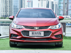 《单挑》家用热门三厢车 科鲁兹vs速腾