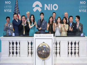 亏损扩大 股价大跌,蔚来活下去仍需烧钱