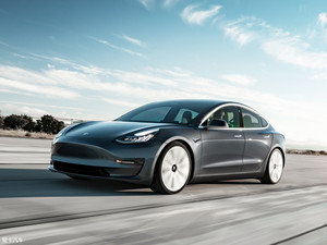 Model 3免费升级自动辅助驾驶 只限春节