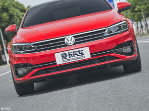 运动型家用车首选 实拍全新凌渡280TSI