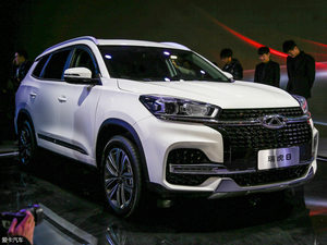 全新的七座SUV 爱卡汽车实拍奇瑞瑞虎8