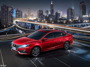 荣威i6 PLUS荣耀系列上市 售8.98万元起