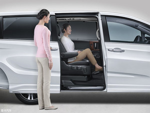 奥德赛锐·混动福祉车上市 售34.98万起