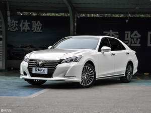 建国70周年 经典车之岁月洗礼后的皇冠