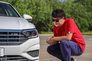 众口纷说全新一代速腾 又见全民神车