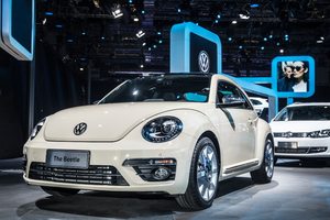 大众进口汽车亮相车展 甲壳虫珍藏版领衔