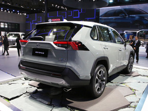 一汽丰田全新RAV4荣放新消息 10月上市