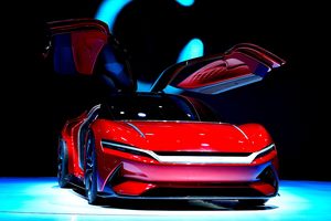 比亚迪：王传福的产品逻辑 | 上海车展