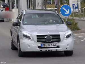 空间依然是软肋 奔驰新款GLA谍照曝光