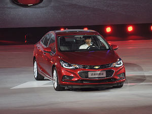 周末车闻：曼联队助阵全新科鲁兹上市