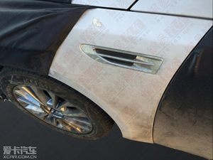 起亚全新K5路试谍照曝光 将于9月上市