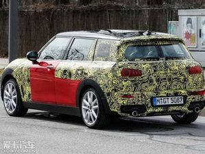 曝全新MINI CLUBMAN最新谍照 将9月发布