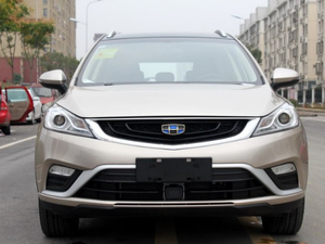 搭1.8L自吸发动机/更加充分的燃料系统 吉利帝豪GS甲醇版车型亮相